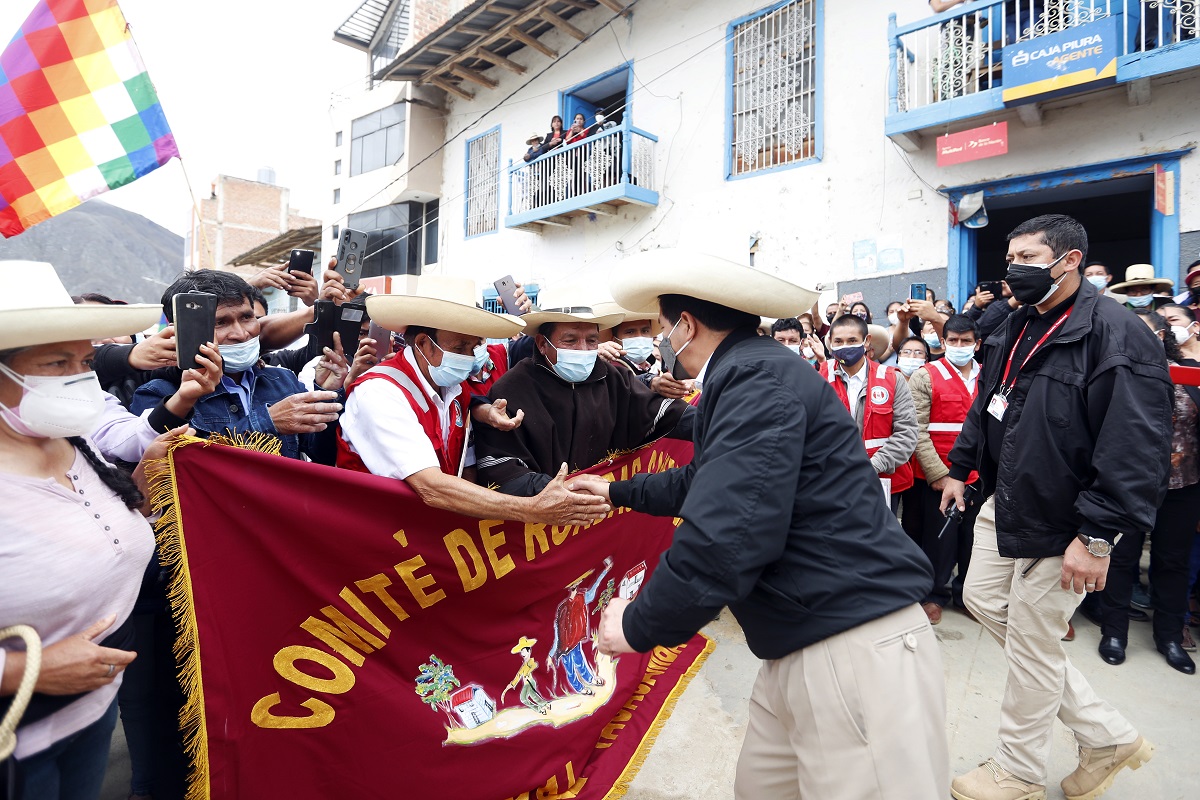 Jefe de Estado en su segundo día de trabajo desde Cajamarca pide a sus ministros a trabajar de puertas abiertas a los ciudadanos.