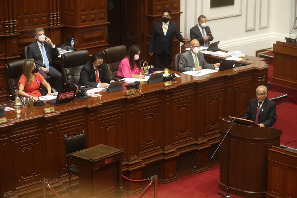 Aníbal Torres Vásquez, hizo un llamado a la concertación nacional al solicitar la confianza del parlamento peruano.