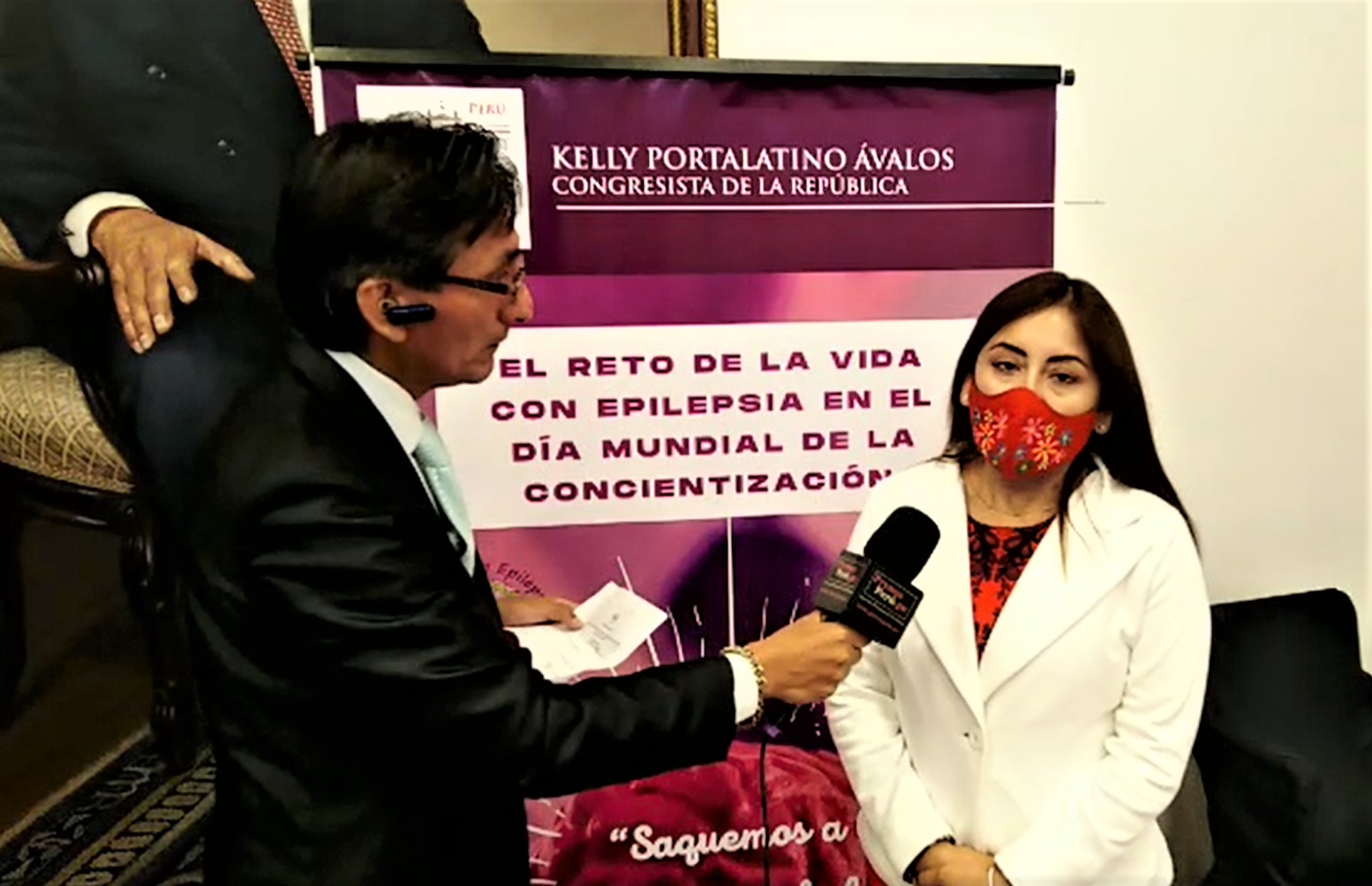La legisladora Kelly Portalatino Avalos ha solicitado al presidente Pedro Castillo la inmediata reestructuración del gabinete ministerial.