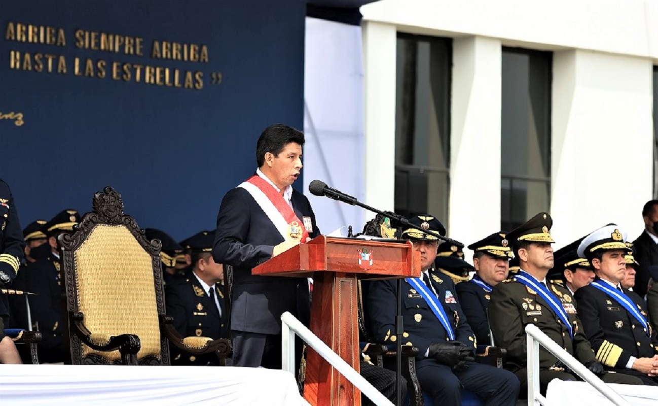 Gobierno mejorará las condiciones laborales de la Fuerza Aérea del Perú (FAP) también su equipamiento, capacitación y entrenamiento.