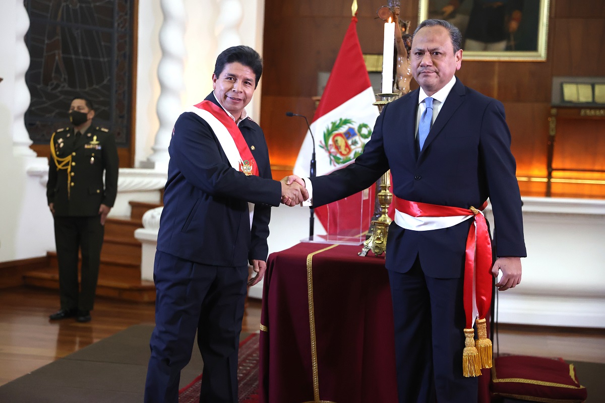 Mariano González Fernández juramentó como nuevo ministro de Interior en Palacio de Gobierno ante el Jefe de Estado.