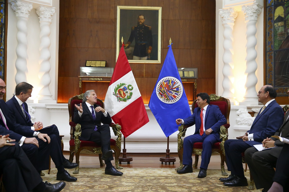 Presidente Pedro Castillo recibió al secretario general de la Organización de los Estados Americanos (OEA), Luis Almagro Lemes.