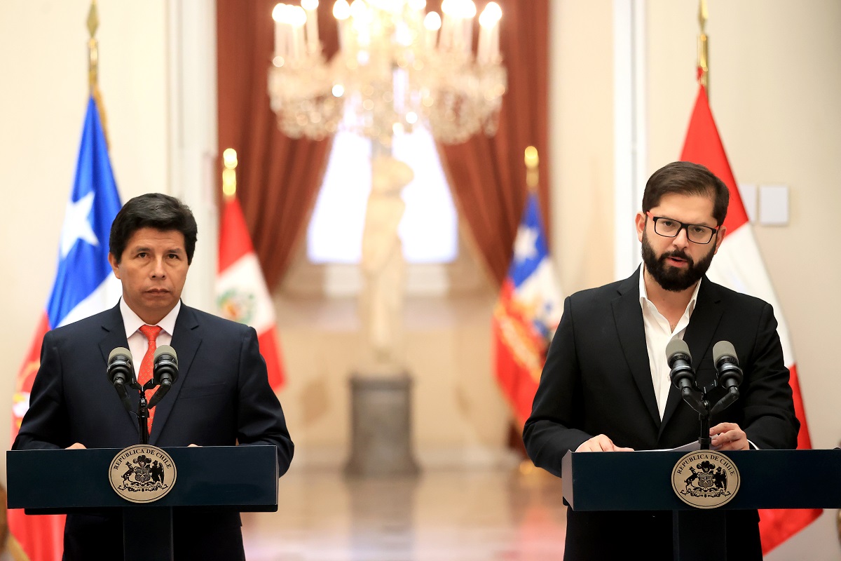 Pedro Castillo en gabinete binacional, Perú y Chile han sentado bases sólidas para brindar atención conjunta en sectores como Salud y Educación a sus ciudadanos.