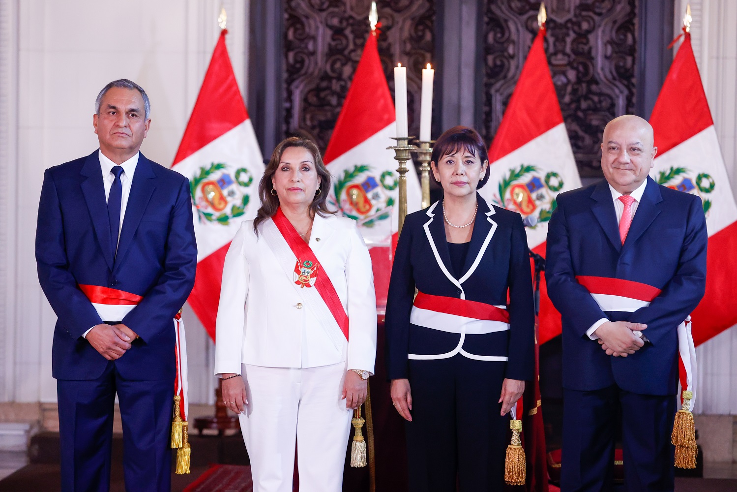 Mandataria Dina Boluarte, Juramentó a tres nuevos ministros: Interior, MTPE y MIMP.