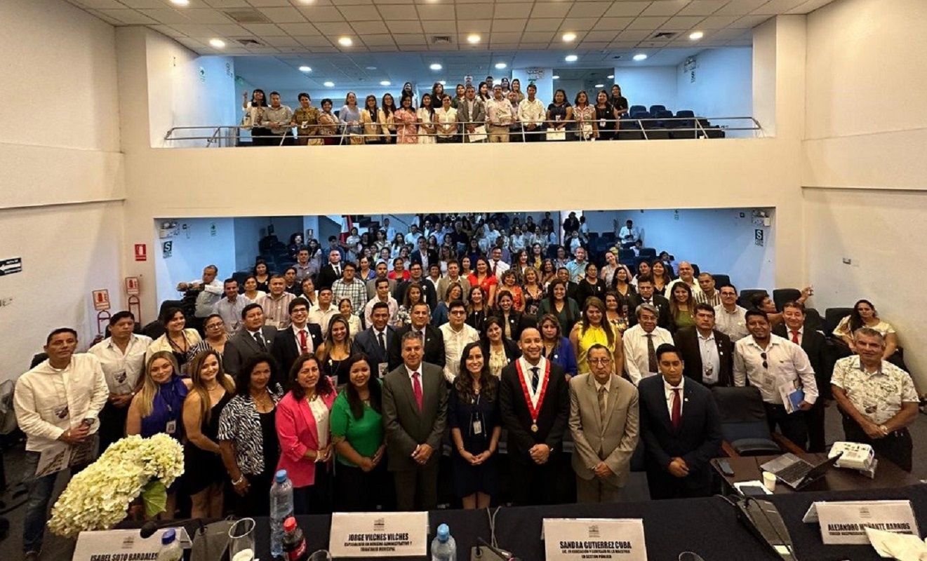 Más de 150 regidores de toda Lima fueron capacitados por la Oficina de Enlace con el Ciudadano del Congreso de la República.