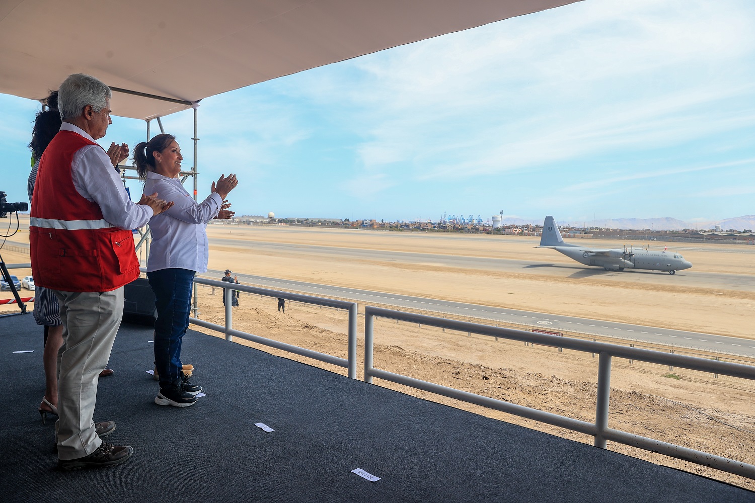 Inician operaciones de nueva torre de control segunda pista de aterrizaje del aeropuerto internacional Jorge Chávez.