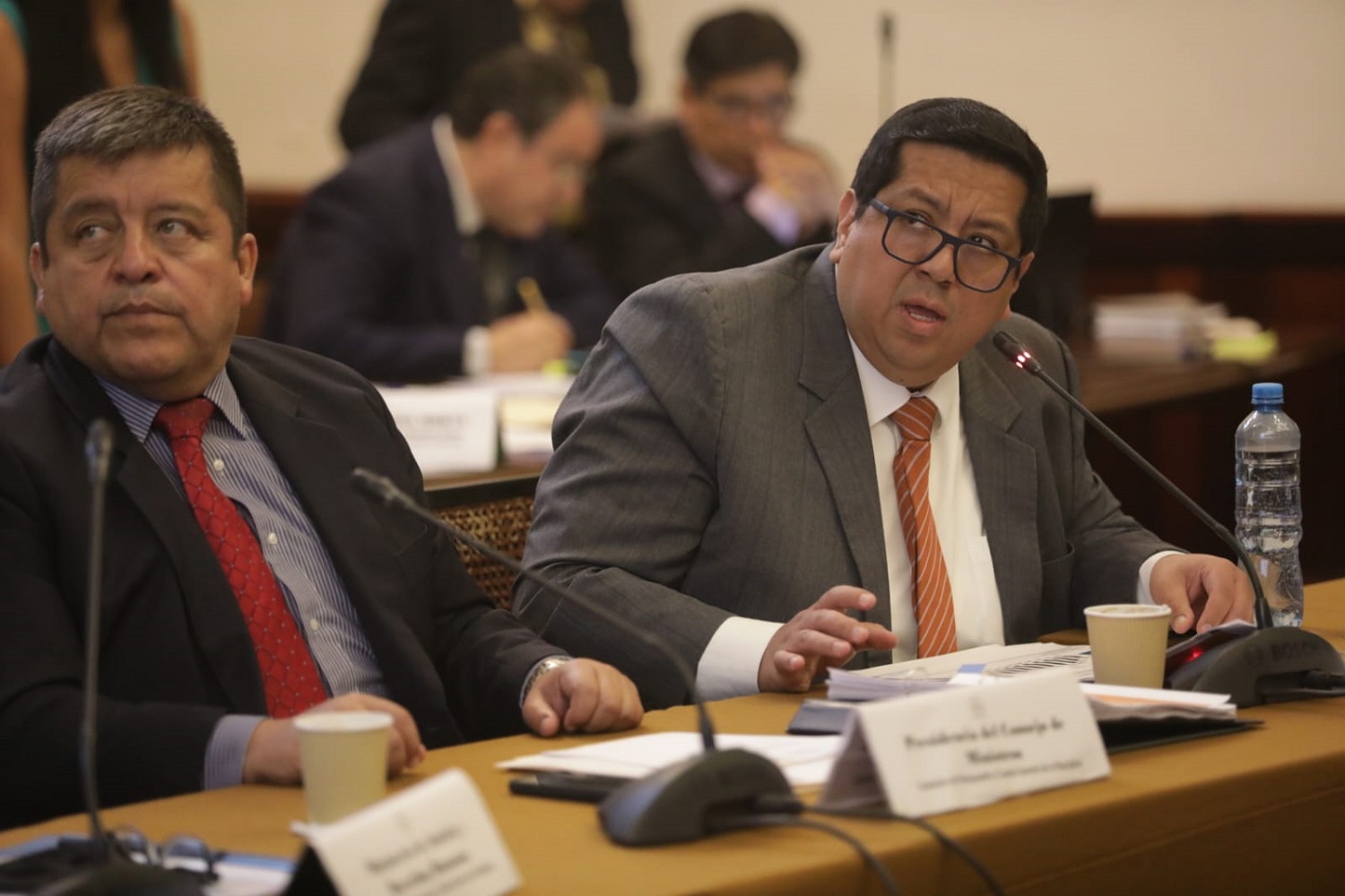 Ministro Alex Contreras en Comisión de Presupuesto anunció que el MEF iniciará en breve devolución de los aportes del Fonavi.