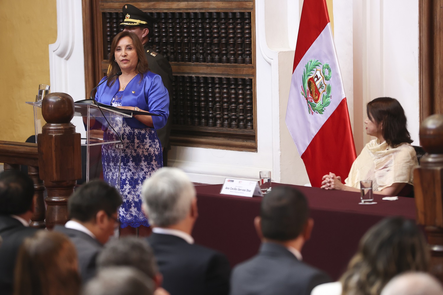 El Perú debe jugar un papel importante en este mundo contemporáneo, invocó presidenta Dina Boluarte, en el 202° de aniversario de la cancillería.