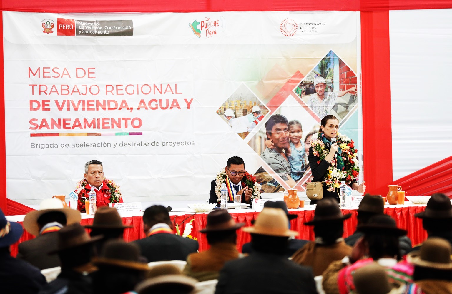 Más de S/ 658 mil para Desaguadero, optimizando el agua potable, Ministra de Vivienda, instaló mesa técnica en la provincia de Chucuito-Puno.
