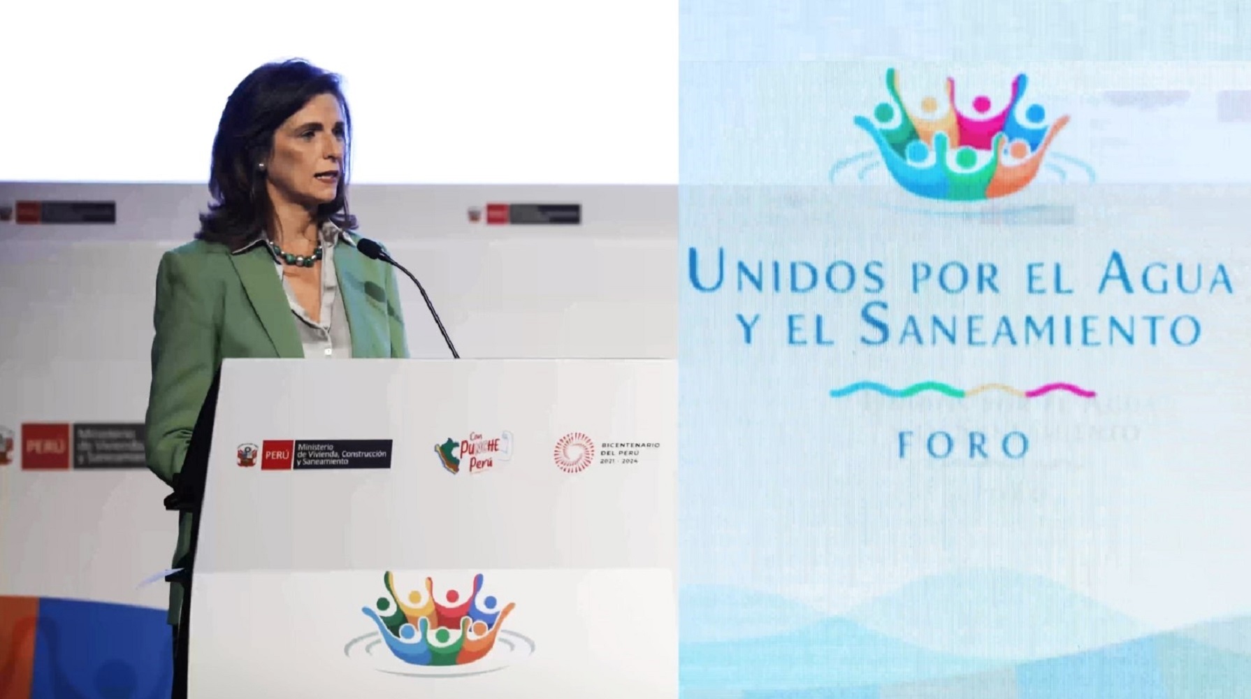 Hania Pérez de Cuellar: "Hago un llamado a la unidad política del país, para que el agua potable y el saneamiento, lo tengan todos los peruanos.