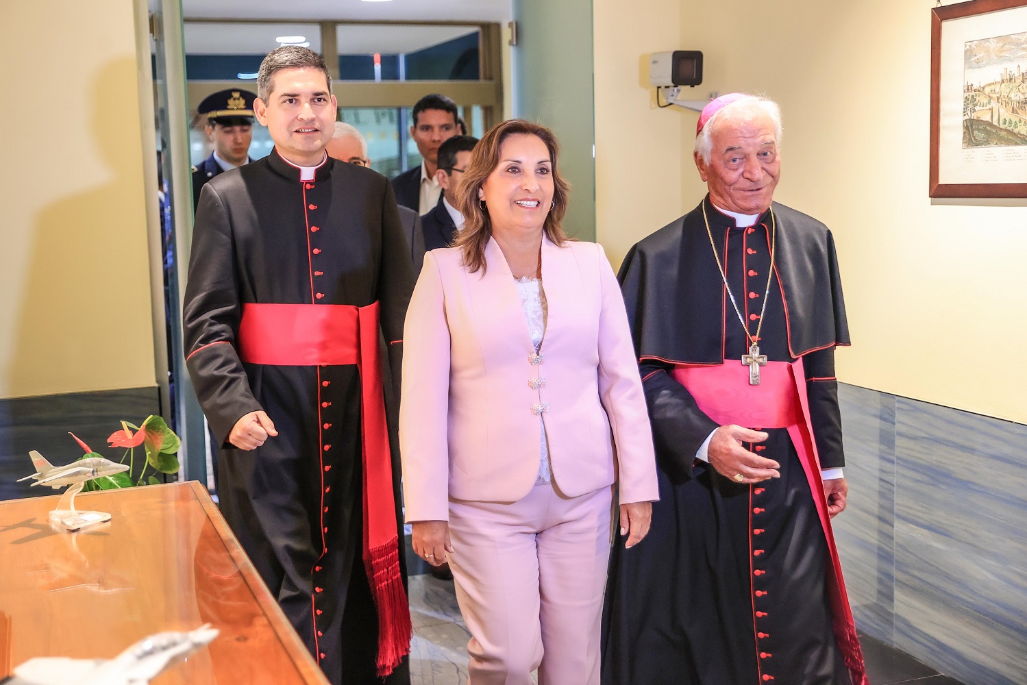 Jefa de Estado peruana Dina Boluarte Zegarra, sostendrá una audiencia con el papa Francisco en la Santa Sede de la Ciudad del Vaticano.