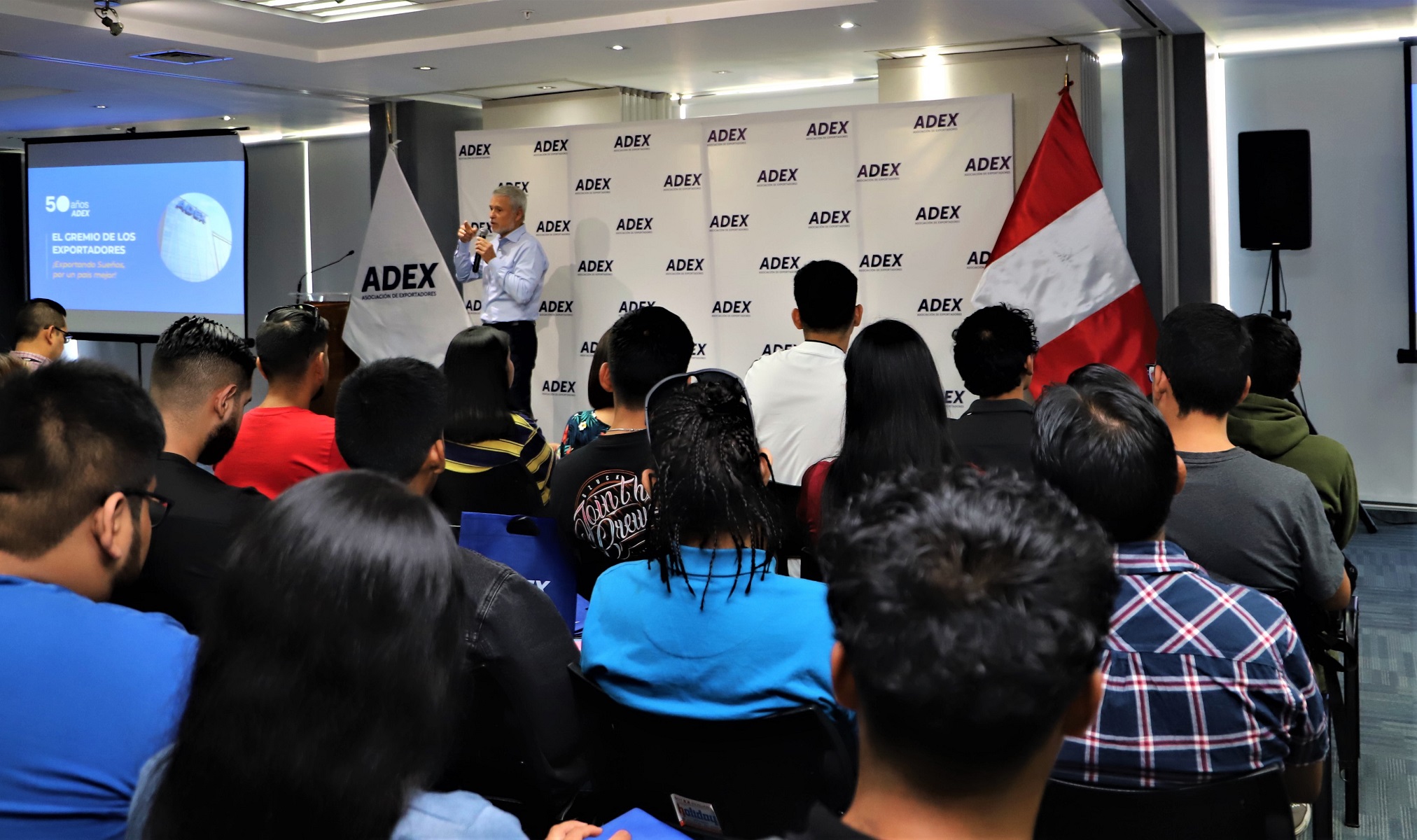 Programa ‘Talento ADEX’ del primer gremio exportador del país, fomenta la inserción laboral y el desarrollo profesional.