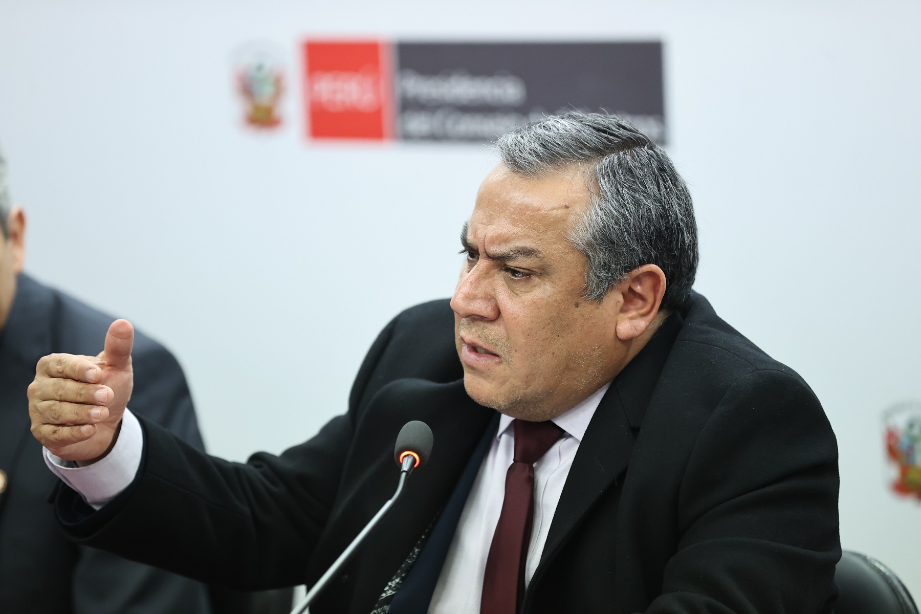 Gustavo Adrianzén: Ejecutivo coordinará respuesta conjunta de poderes del Estado a resolución de la Corte IDH que afecta soberanía del Perú.