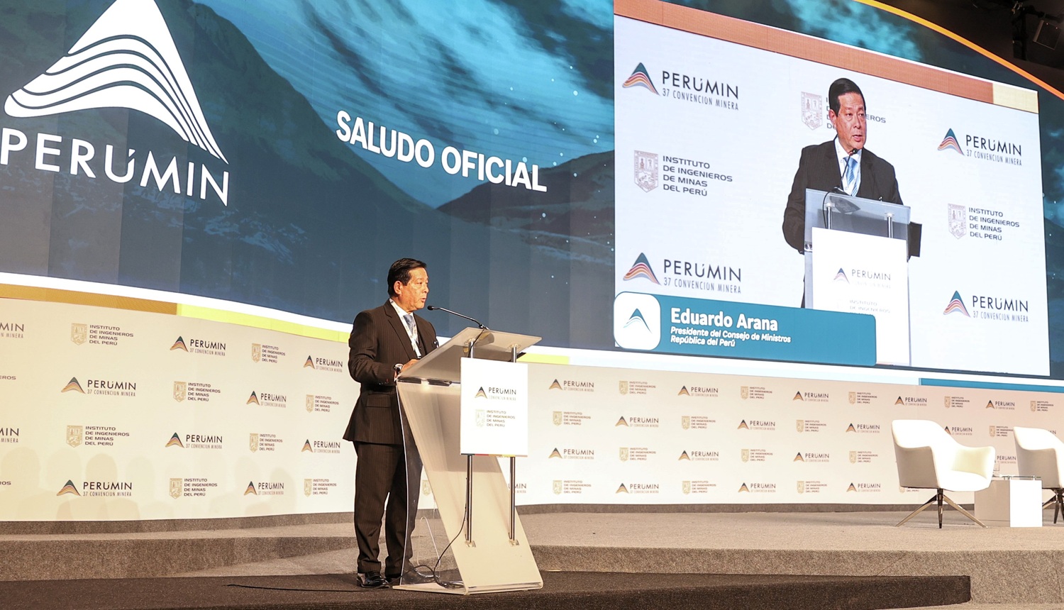 Premier Eduardo Arana en Perumin 37: “Con 64 mil millones de dólares en cartera, Perú se consolida como destino prioritario para la inversión minera responsable”.