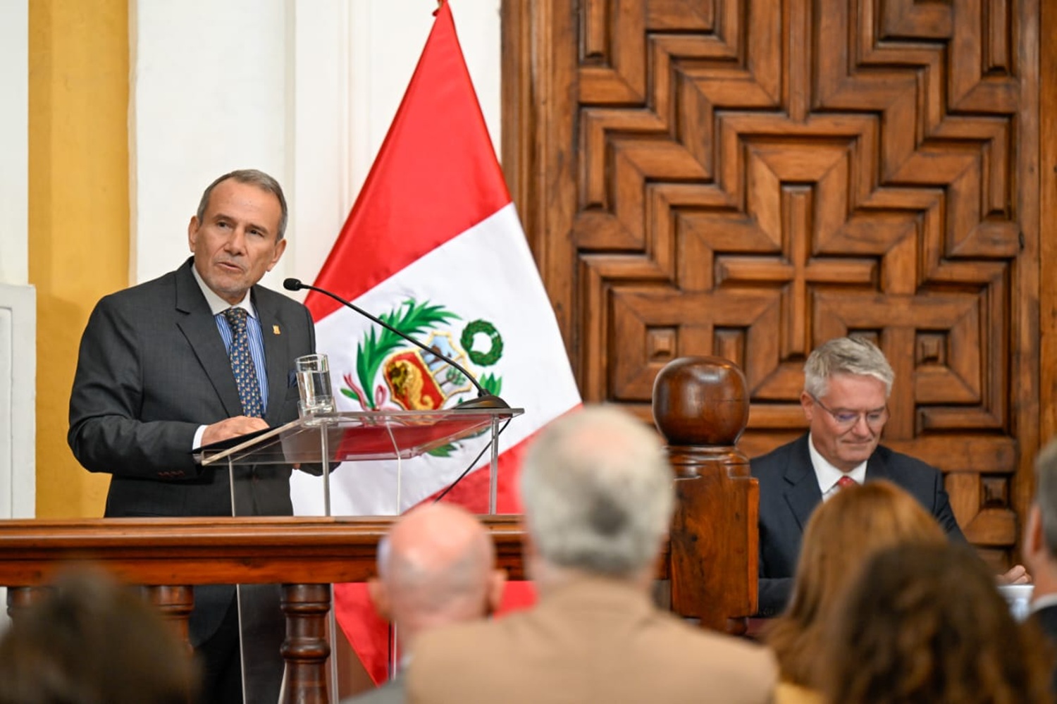 Perú Afianza su Ruta a la OCDE: “Estudio clave para políticas públicas y bienestar ciudadano para un futuro sostenible e inclusivo".