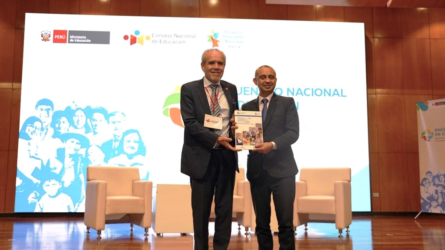 CNE y ANGR: "Perú Define Prioridades Educativas para el Próximo Quinquenio, ¿Qué Cambiará?"