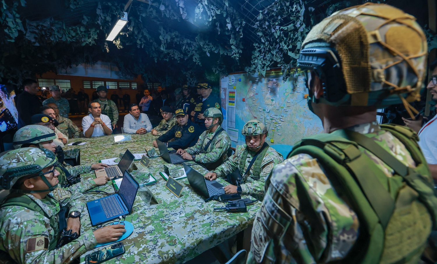 Jerí Oré y su Nueva Estrategia: "Decreto Supremo refuerza lucha contra la delincuencia con tecnología satelital y control penitenciario".