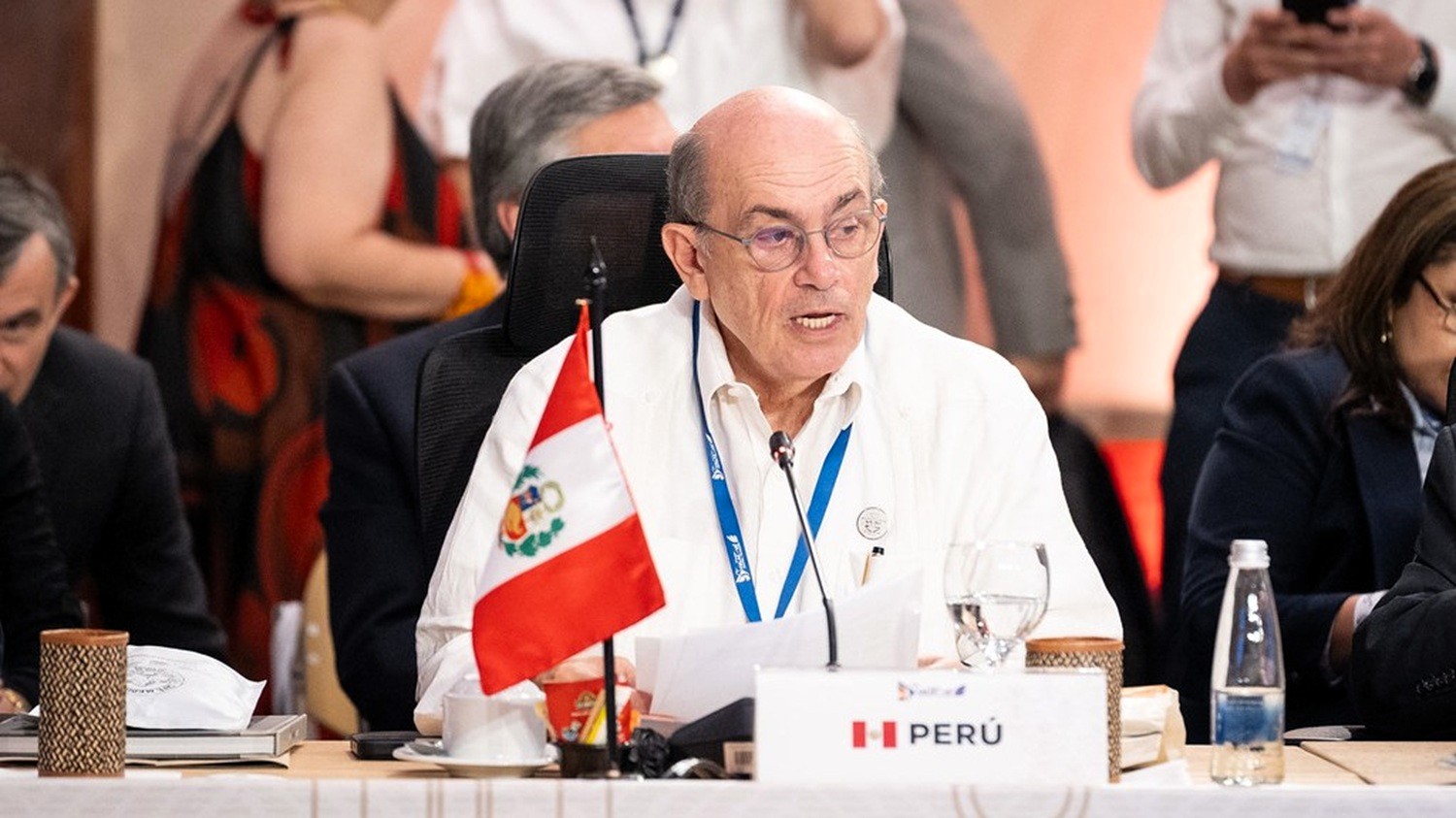 Canciller Hugo de Zela: "CELAC-UE, Perú lidera llamado a cooperación contra el crimen transnacional".