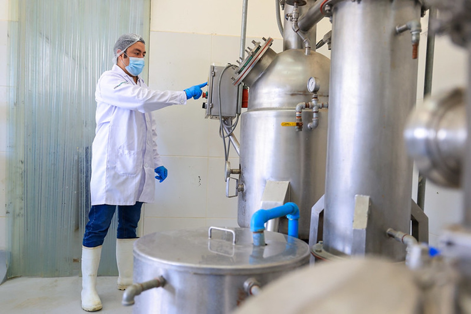 Exportaciones Peruanas Crecen 4.2% en 2025: "Radiografía del sector, Mipymes dominan los envíos al exterior, pero aportan poco al valor total".