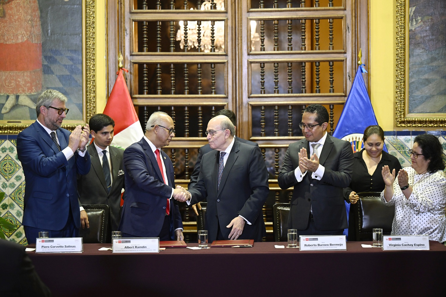 Palacio de Torre Tagle: “Perú y OEA firman acuerdo para misión de observación electoral, el objetivo es garantizar la transparencia en las elecciones 2026”.