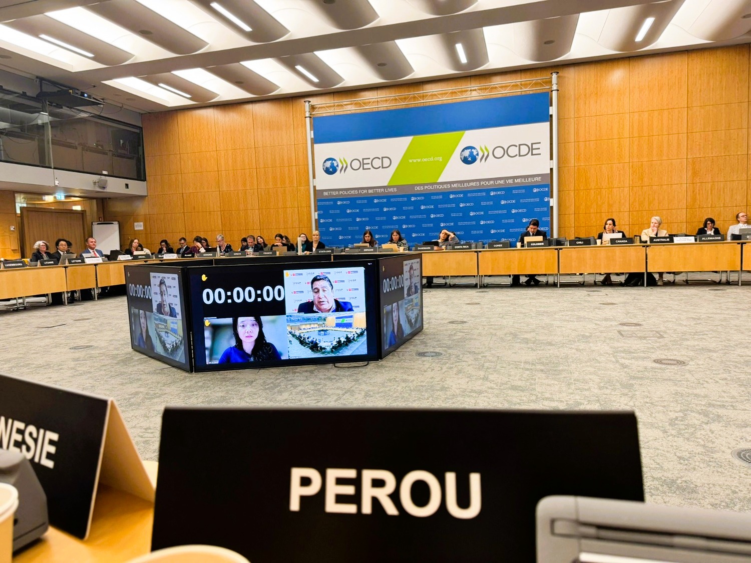 ¡Perú aprueba VI Plan de Estado Abierto 2026-2027! Once compromisos para transformar salud, educación y justicia.​