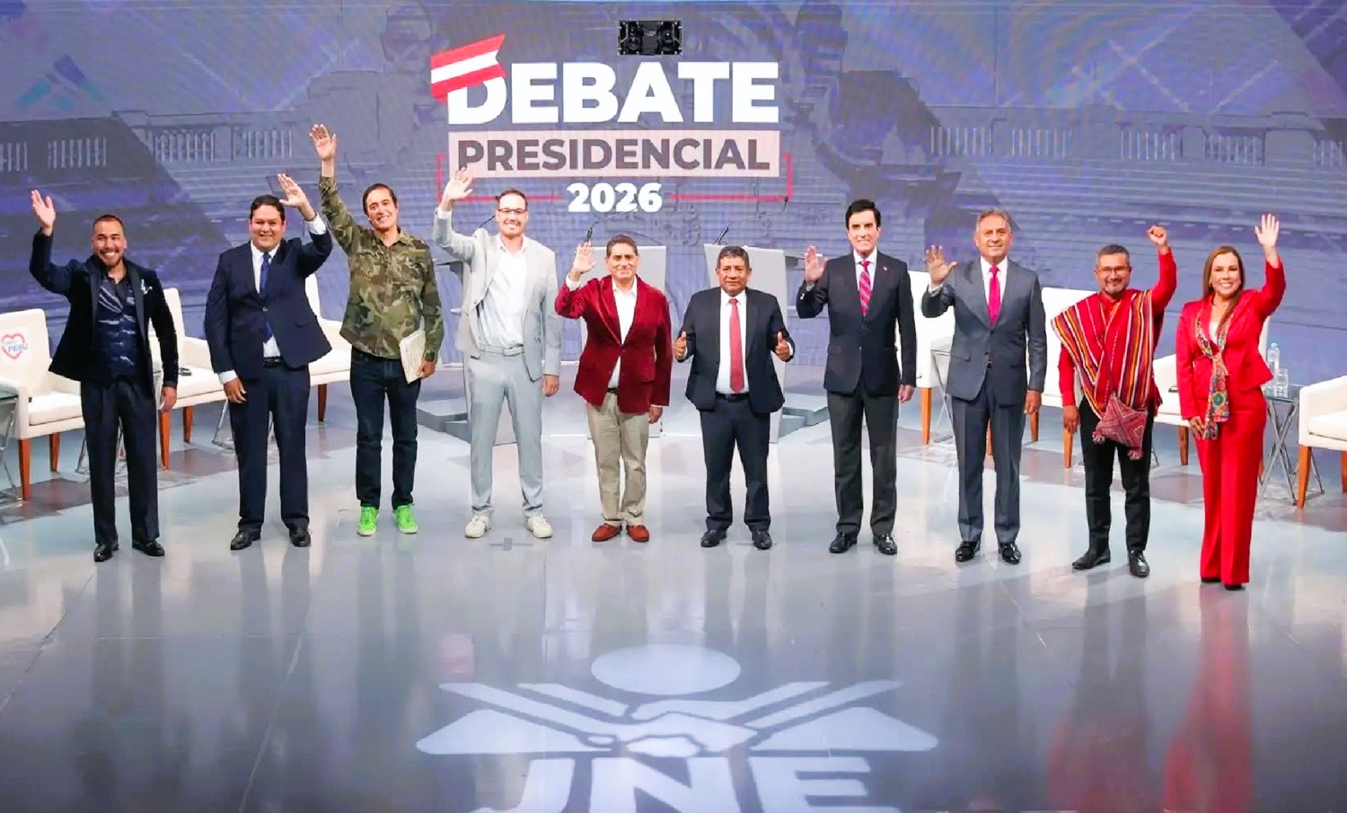 4ª Fecha del Debate Presidencial Peruano: "Candidatos debaten sobre educación, infraestructura y planes de crecimiento a solo 12 días de las elecciones".