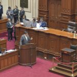 El Congreso Pone en Marcha al Gabinete Arroyo: “Luz verde al Gobierno, voto de confianza del parlamento abre paso a una gestión decisiva en Perú”.