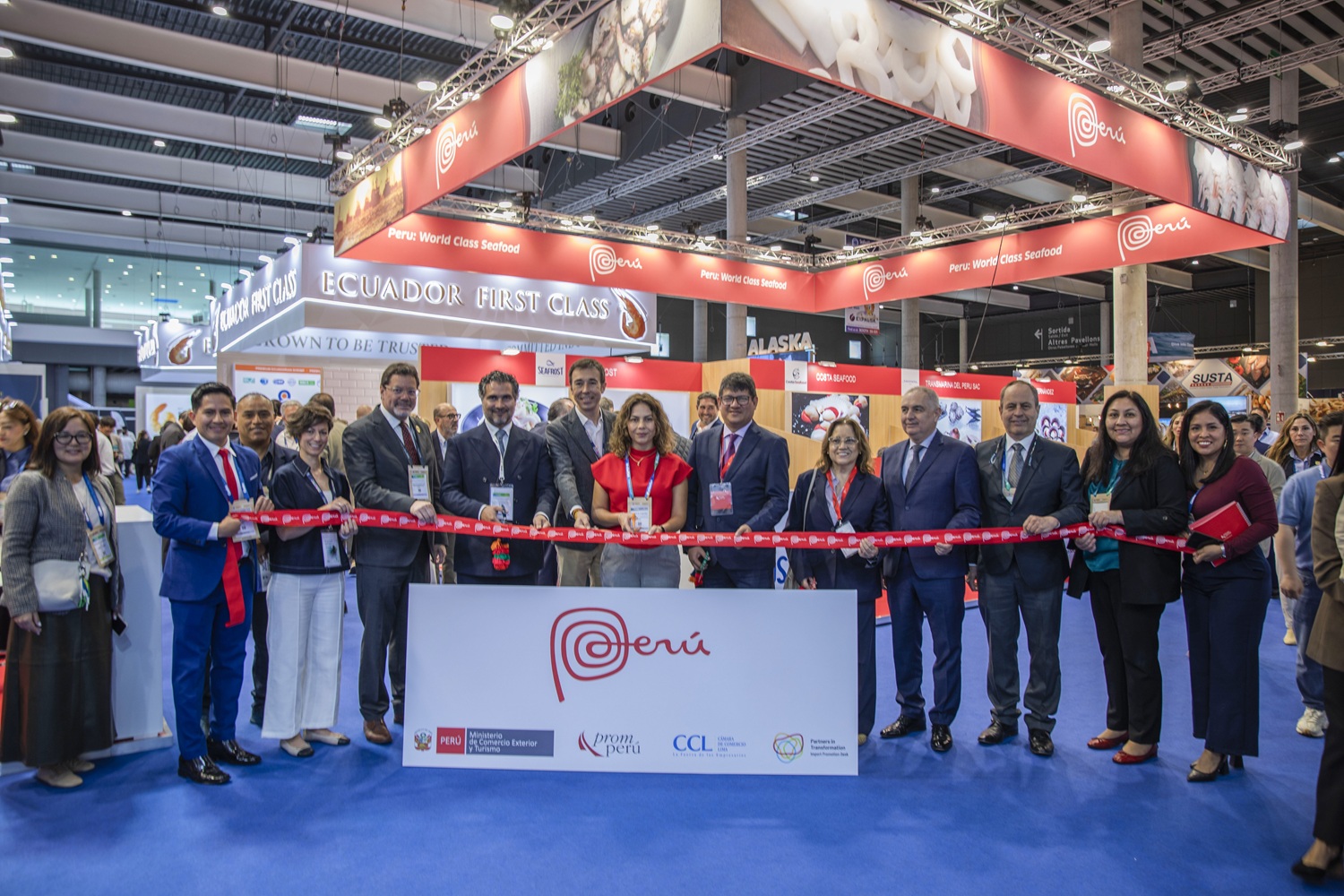 ¡Perú Conquista Europa! "Cacao y Pota lideran la ofensiva pesquera en la 'Seafood Expo Global', desplegando su oferta en la principal vitrina mundial".​