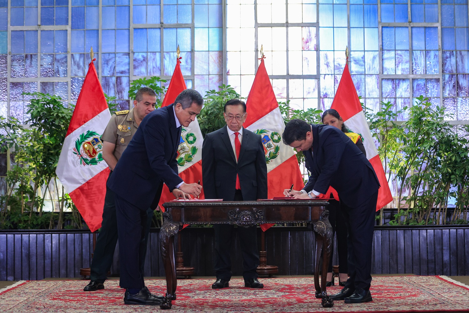 ¡Balcázar Eleva a Héroes a las Juntas Vecinales! "Gobierno dispones defensa legal y compensación en 'Lucha Antidelincuencia', mediante convenio MININTER y MINJUSDH".​​