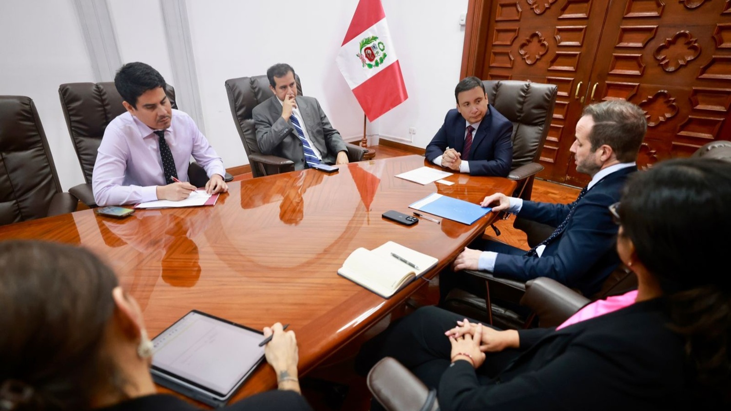 ¡Un Respiro para las Cárceles Peruanas! Reforma histórica en marcha, Minjusdh y UNODC unen fuerzas contra el hacinamiento y la extorsión.