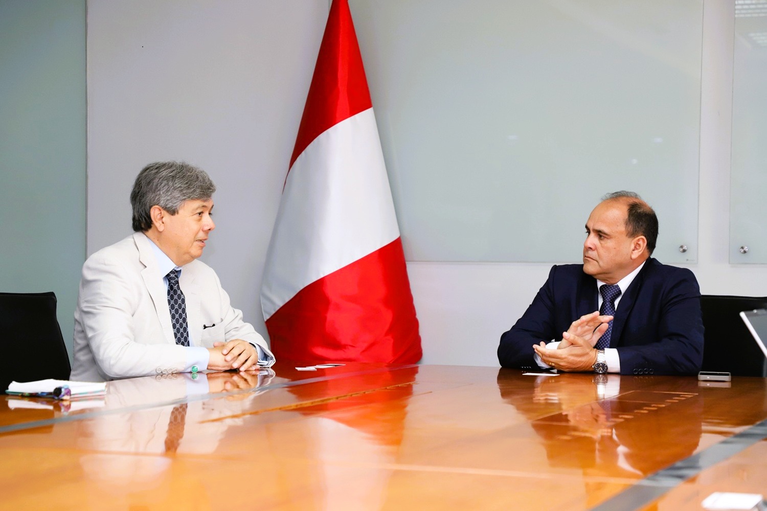 Perú y El Salvador:" La clave para el boom de exportaciones 'No Tradicionales' y la ruta comercial hacia Centroamérica".