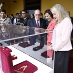 ¿El Retorno Compartido! “Perú y EE. UU. celebran 200 años de amistad con el ‘Rescate de la Historia’, la épica repatriación de piezas de Machu Picchu lidera exhibición cultural”.