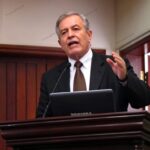 Fallece Manuel Germán Benza Pflücker: “Intelectual, político, docente e investigador universitario; socialcristiano que trascendió del Congreso de la República a las aulas universitarias del Perú”.
