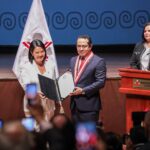 ¡JNE Entrega Credenciales a Keiko Fujimori y Vicepresidentes! “El poder viene del pueblo, la solemne ceremonia que refrenda a las nuevas autoridades presidenciales y el reconocimiento legal a la voluntad popular”.