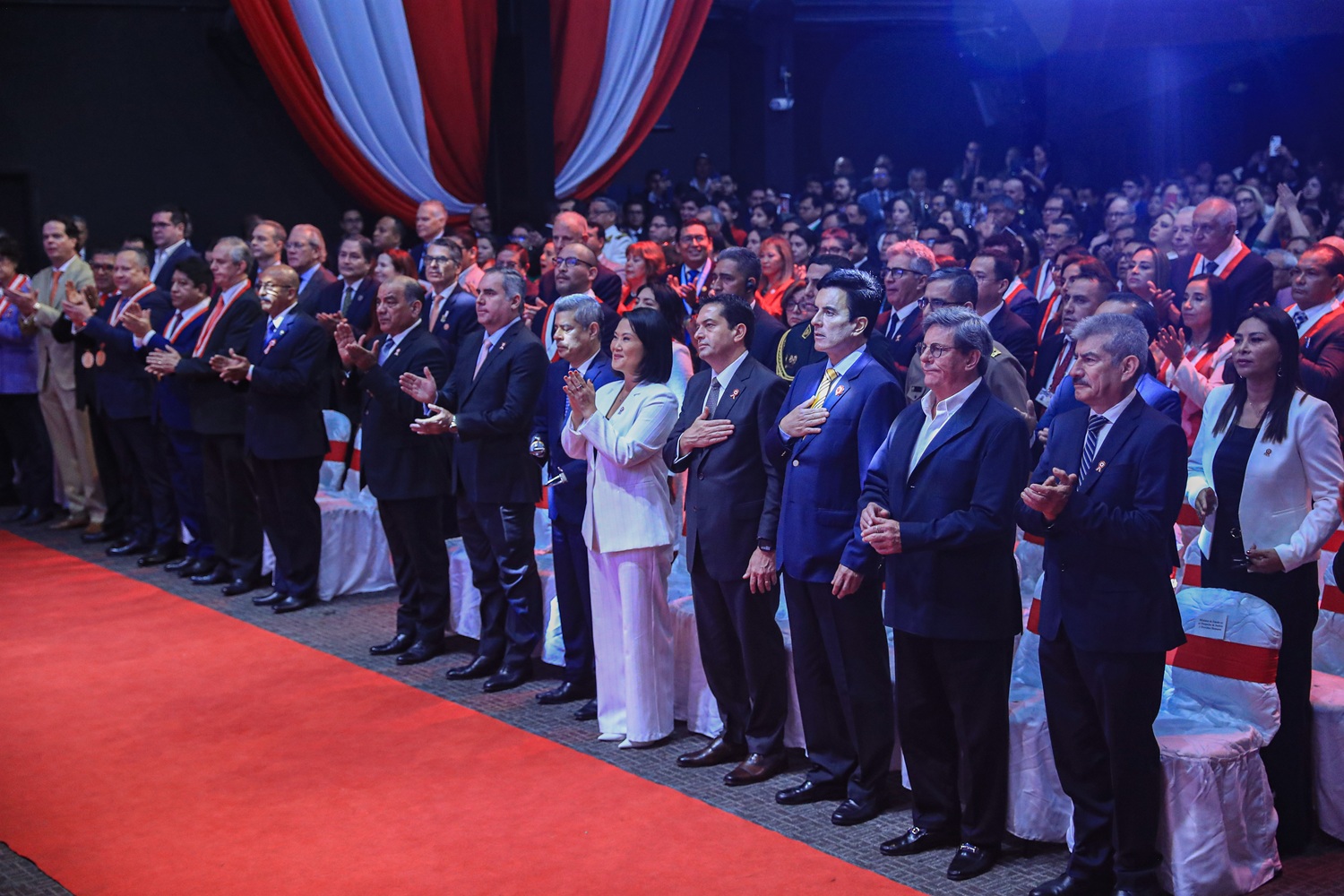 “El poder es mayordomía”: El mensaje de las iglesias evangélicas a Keiko Fujimori en la 'Ceremonia de Acción de Gracias por el Perú', la pregunta no es quién gobierna, sino cómo se gobierna delante de Dios.​​