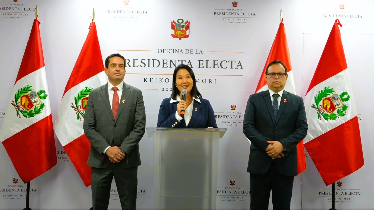 ¡Presidenta electa Keiko Fujimori da inicio inmediato a la transición! “los problemas no esperan”, oficina y equipo de transferencia se ponen en marcha para organizar el nuevo gobierno.