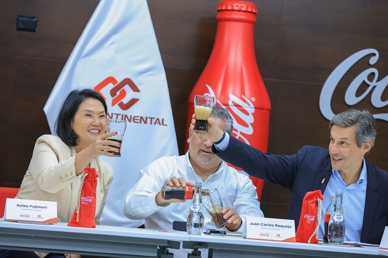 Inversión de Arca Continental Lindley en Pucusana: ¿mil millones de dólares, gran inversión o nueva oportunidad para unos pocos? Impuestos: ¿todos pagamos igual? La verdad detrás de las cifras que los gobiernos ocultan.