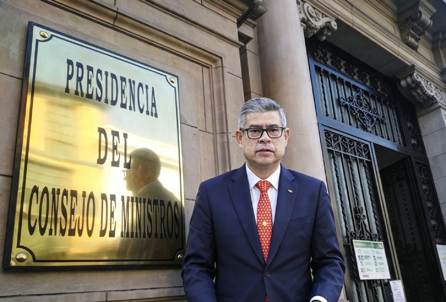 "Luis Galarreta Velarde expone la Política General de Gobierno ante la Cámara de Diputados: ¿Conoce el día de hoy, cuáles son los temas que el Ejecutivo debe presentar y que el país espera ver resueltos?"