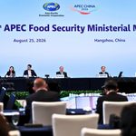 APEC produce la mitad de los alimentos del mundo: ¿puede la tecnología salvar la seguridad alimentaria frente al cambio climático? El 47% de las pérdidas agrícolas mundiales por desastres golpean a Asia-Pacífico: la IA como primera línea de defensa.