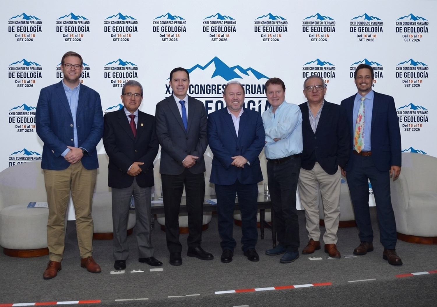 "XXIII Congreso Peruano de Geología: la ciencia que define el futuro del desarrollo nacional con los Andes como laboratorio mundial y reserva estratégica. Conoce los 'Minerales Críticos' que hacen del Perú el centro de la nueva economía global".​
