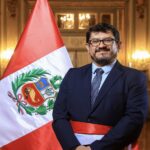 “José Angello Tangherlini Casal asume el MTC: experiencia reguladora y financiera para acelerar la conectividad. Economista y especialista en APP es el nuevo rostro que conducirá la infraestructura y telecomunicaciones del Perú”.​