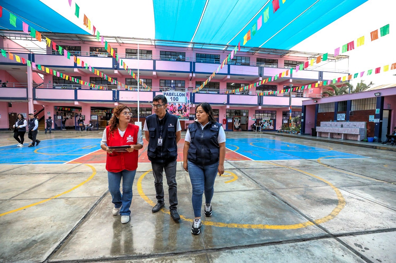 PERÚ-ERM 2026: Más de 10 mil colegios abrirán sus puertas como locales de votación el 4 de octubre. Minedu y ONPE coordinan entrega de instituciones educativas desde el 2 hasta el 5 de octubre.