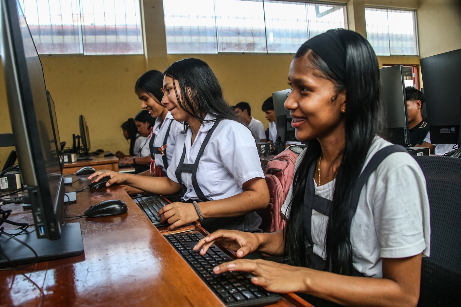 ¡Autoridad docente y derechos del estudiante! Educación pública peruana presenta nuevos lineamientos de disciplina escolar. Entre la imperiosa necesidad de orden y los desafíos de una medida que debe ser también educativa.​