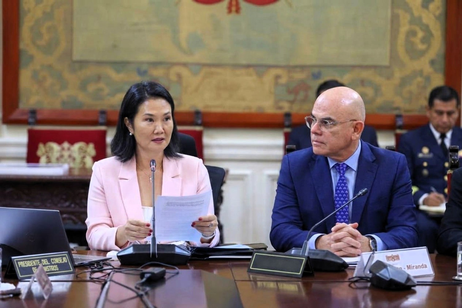 ¡Conocer-Analizar-Adaptar! "La visita a El Salvador debe servir para tomar lo útil y desechar lo inviable, construyendo un modelo propio de seguridad conforme a la Constitución y las leyes, sin copias, sino de soluciones realistas".