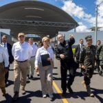 Mandataria de Perú Keiko Fujimori visita cárcel de máxima seguridad CECOT en El Salvador y sostendrá encuentro con presidente Nayib Bukele para abordar cooperación en la lucha contra delincuencia organizada trasnacional.